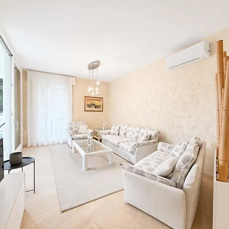Marinella - Carraro Immobiliare - Family * Lido di Jesolo